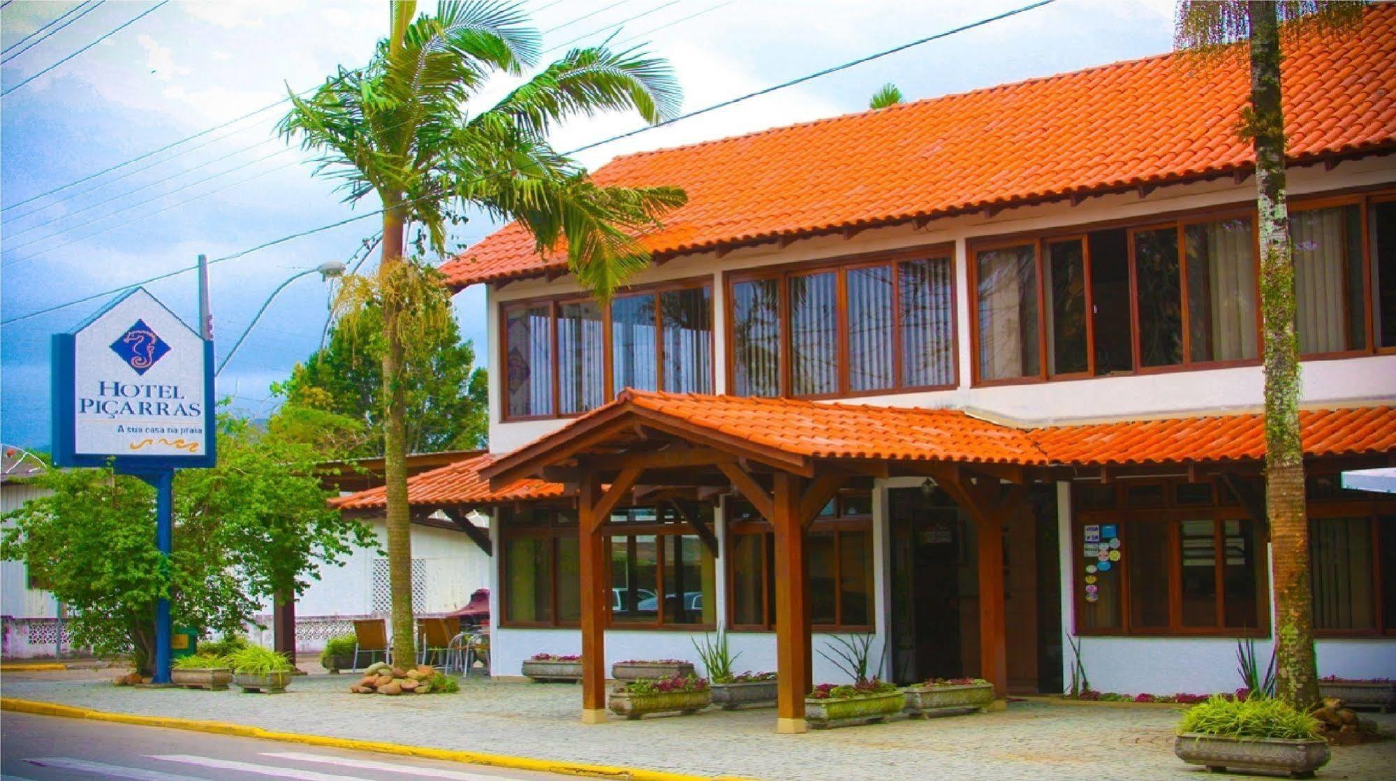 Hotel Picarras Пенья Экстерьер фото